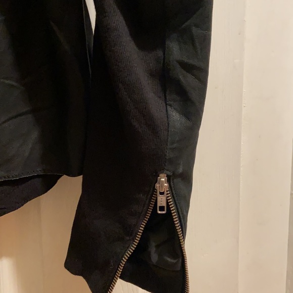 Muubaa - Picture 5 of 16